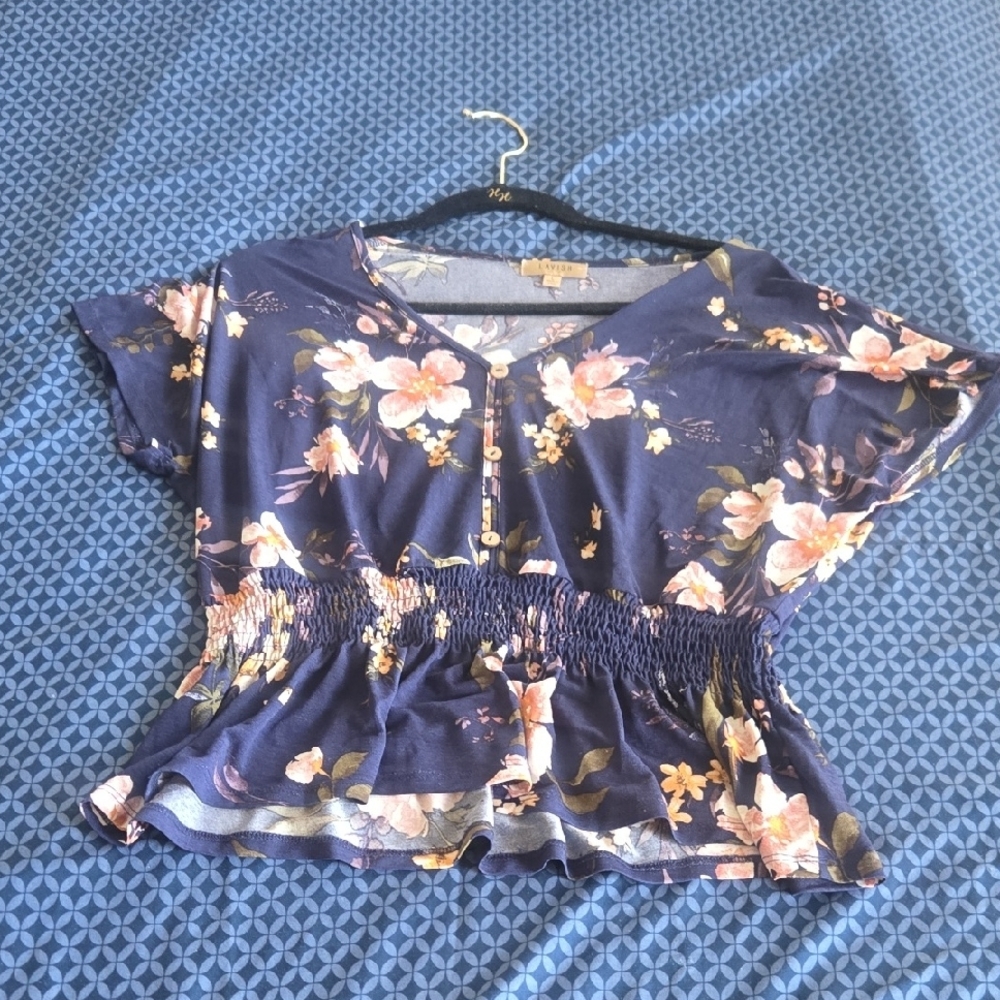Lavish Blue and Pink Blouse with Elegant Design Great Condition